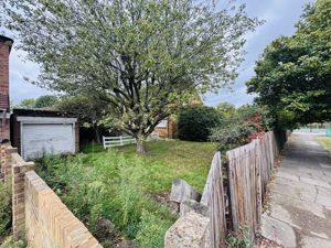 Photo 15- click for photo gallery